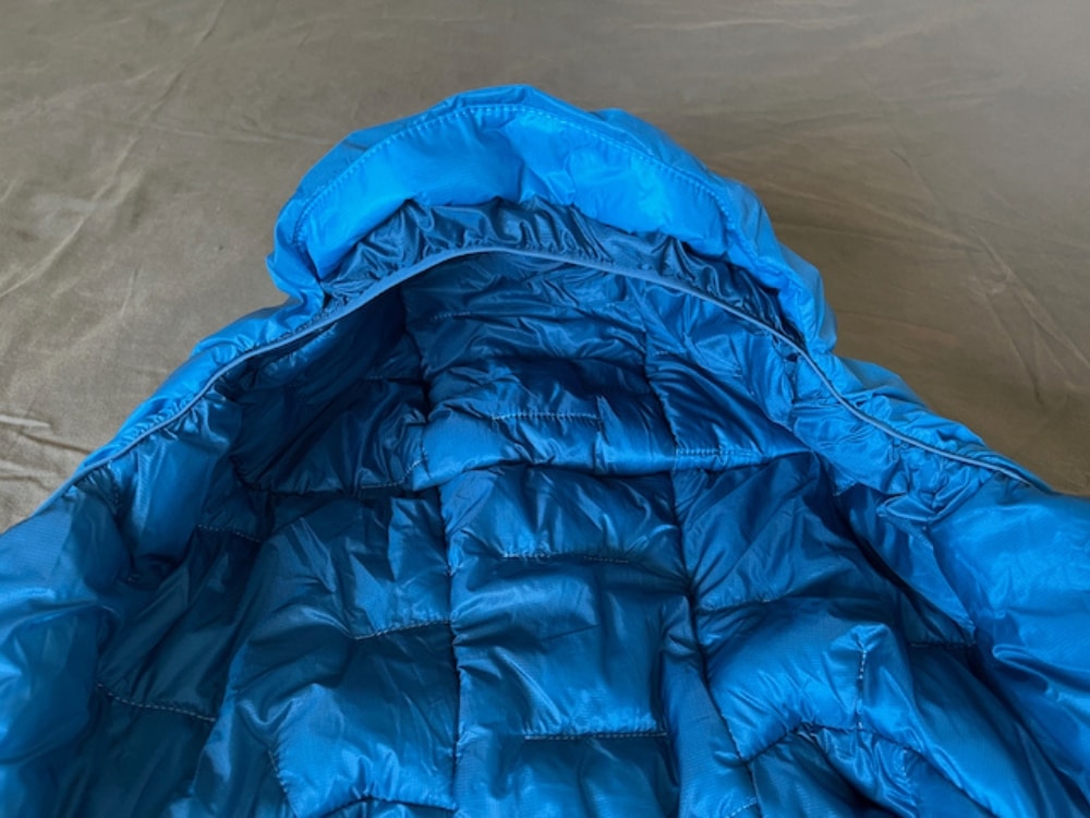 Patagonia Nano Air vs DAS Light: DAS Light hood tight fit