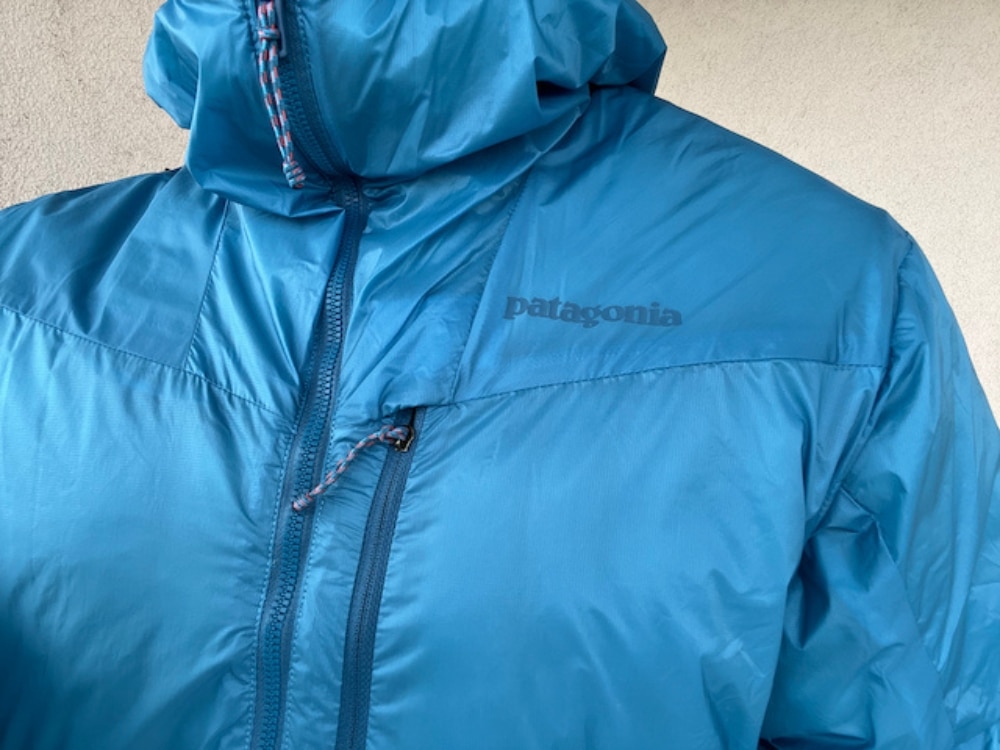 Patagonia Nano Air vs DAS Light: DAS Light logo