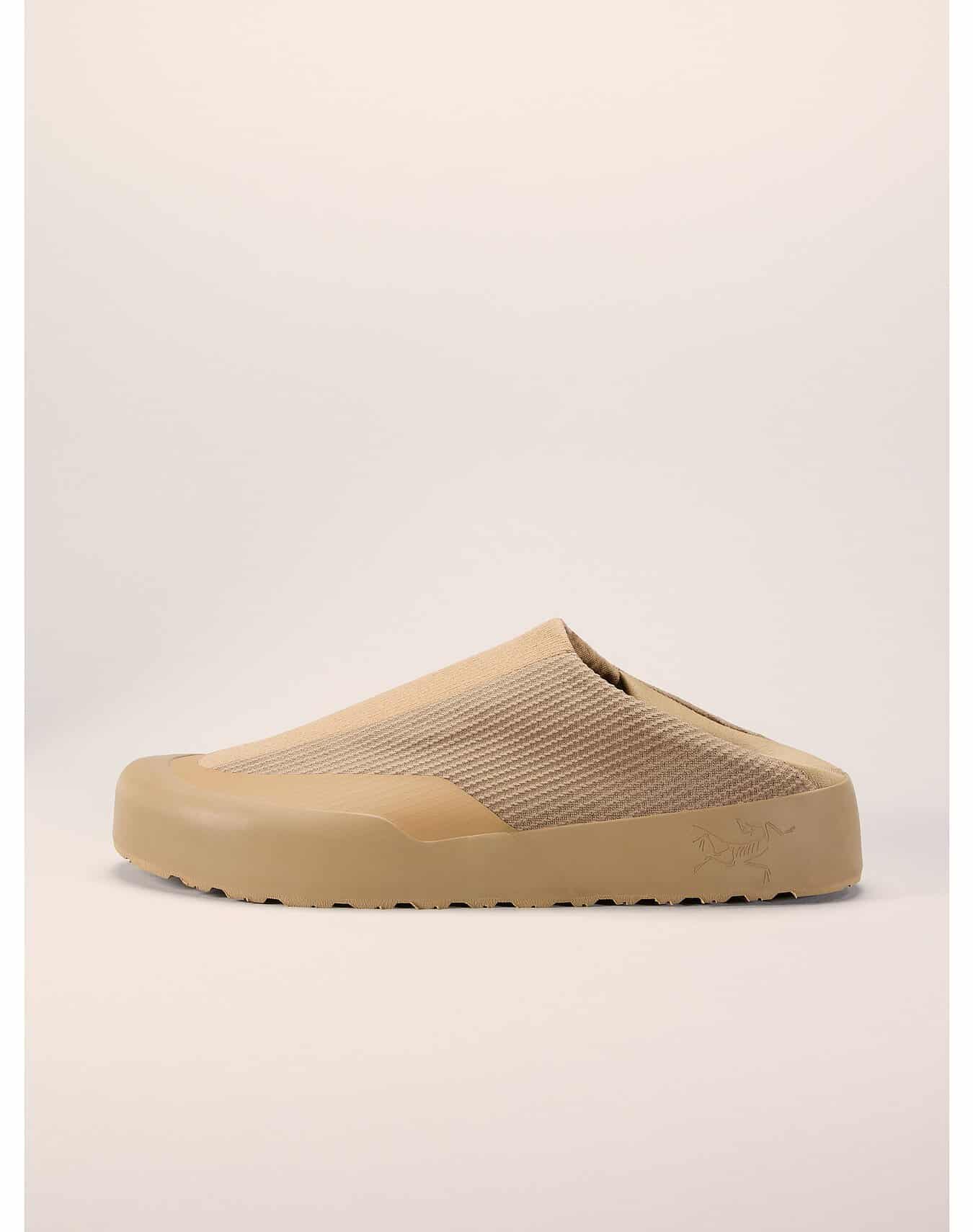 Arcteryx Kragg mens shoe profile image with drop heel