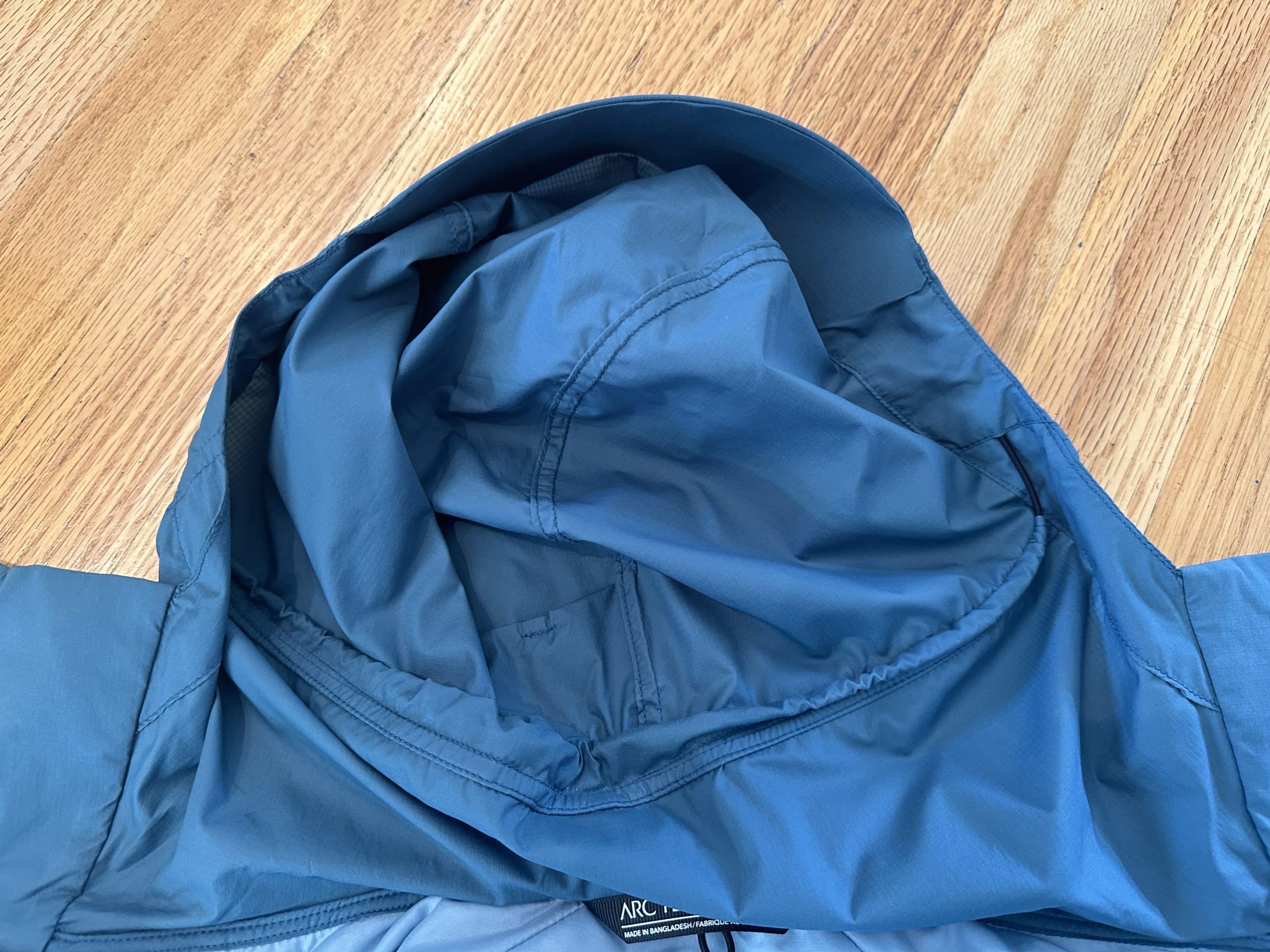 Non-insulated hood on the Arc'teryx Atom SL Hoody