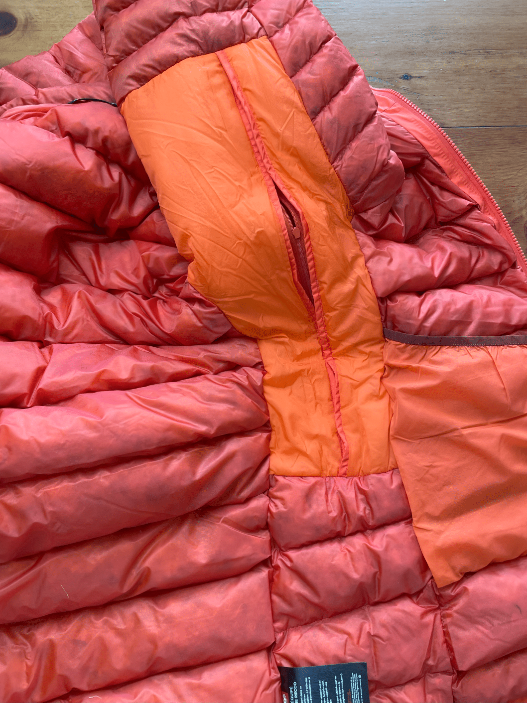 Image showing the interior underarm of the Arc'teryx Beta Down Insulated Jacket.