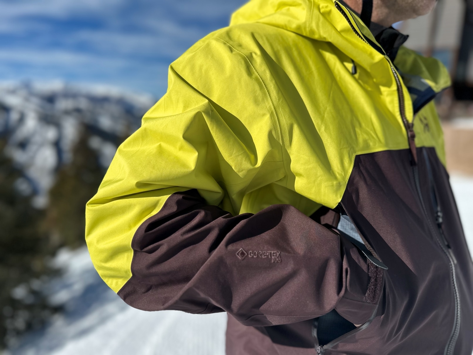 An image of the Arcteryx Rush ski jacket featuring Goretex Pro waterproof breathable fabric.