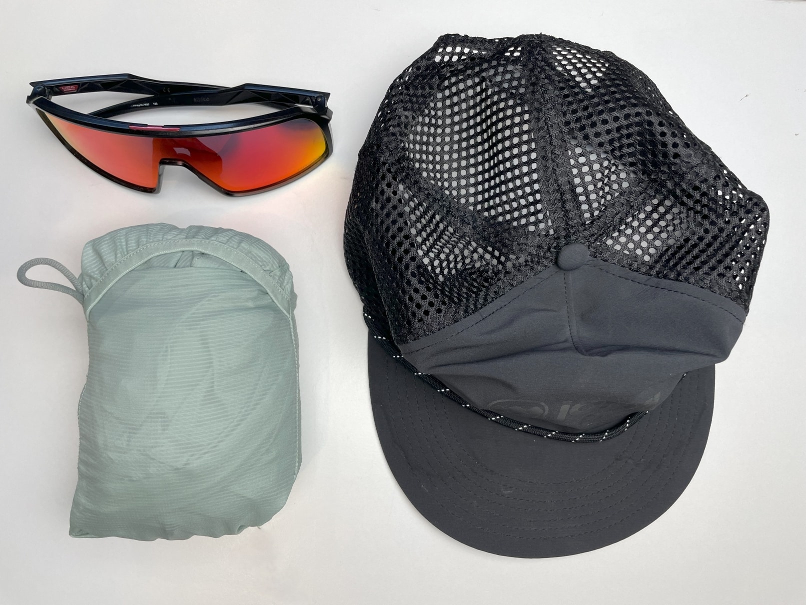 Image showing the size of the Arc'teryx Incendo Airshell Hoody when stuffed.