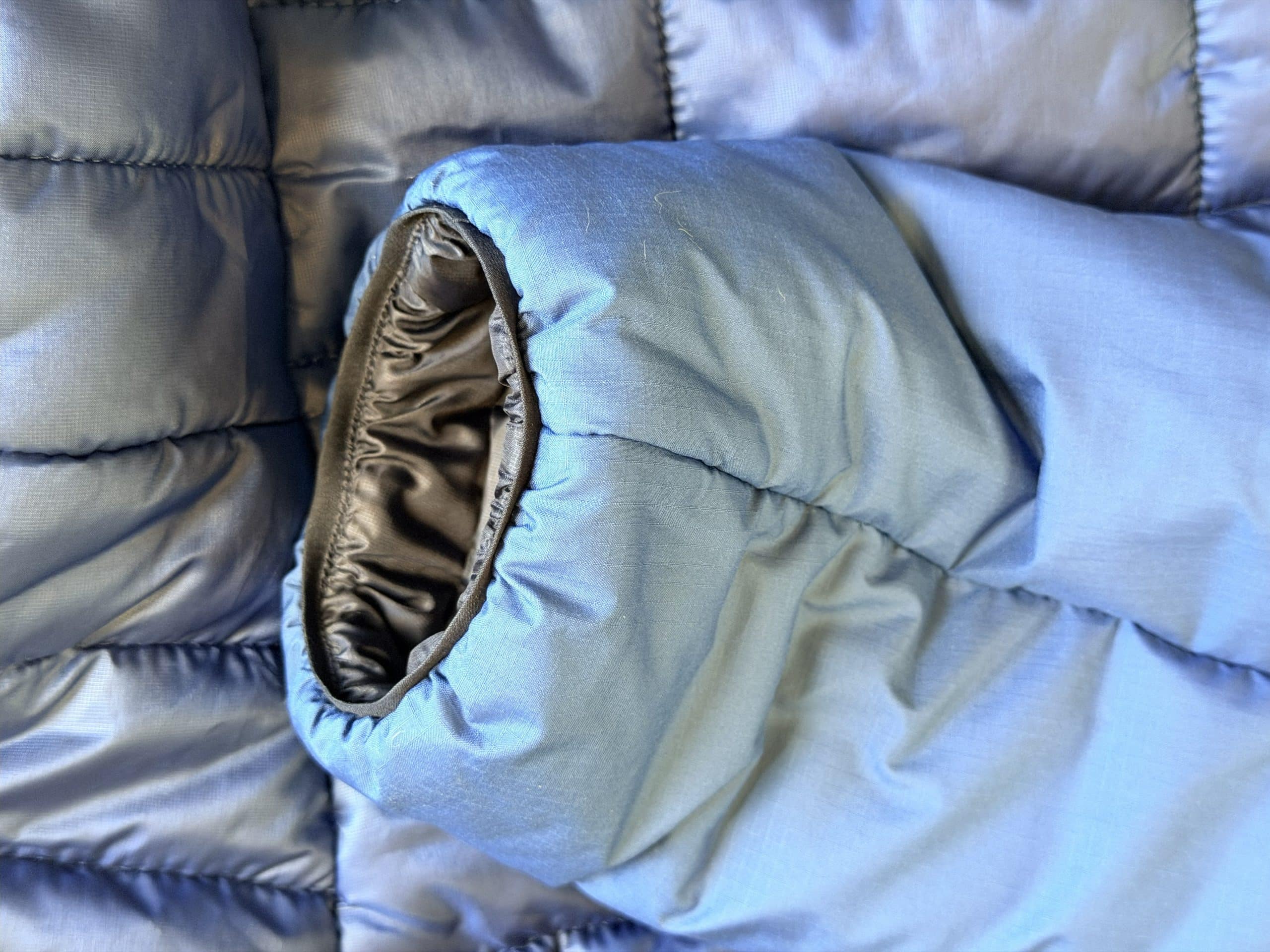 Closeup image of the cuff on the Patagonia Hi-Loft Nano Puff jacket.